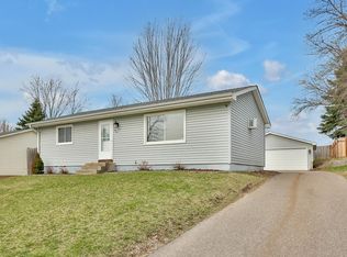 914 10th St SW, Forest Lake, MN 55025