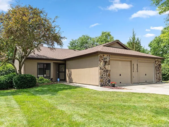 8304 Lamplighter Ct, Fort Wayne, IN 46835