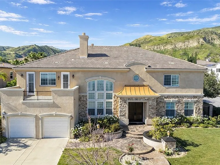 18549 Clydesdale Rd — Photo 1