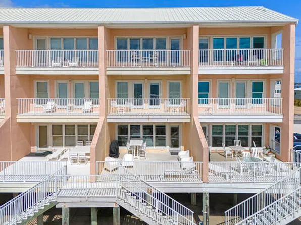 7961 Gulf Blvd #2, Navarre, FL 32566