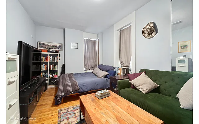 Rented by Douglas Elliman | media 5