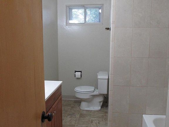 4th image of 1731 Lathrop AVENUE