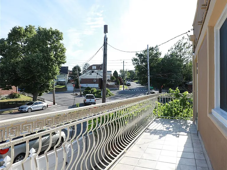 151-07 7th Ave #2 — Photo 9