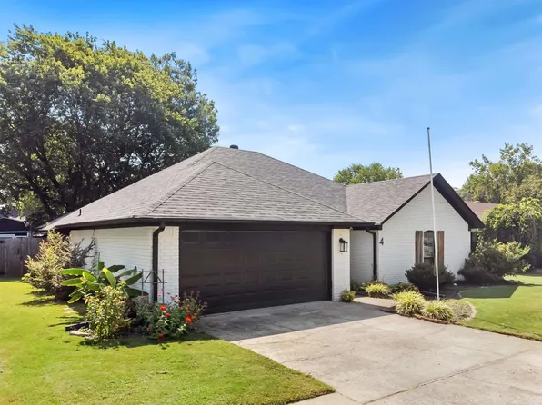 4 Mockingbird Ln, Conway, AR 72032