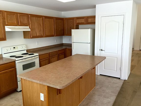 5th image of 44177 W Palmen Dr