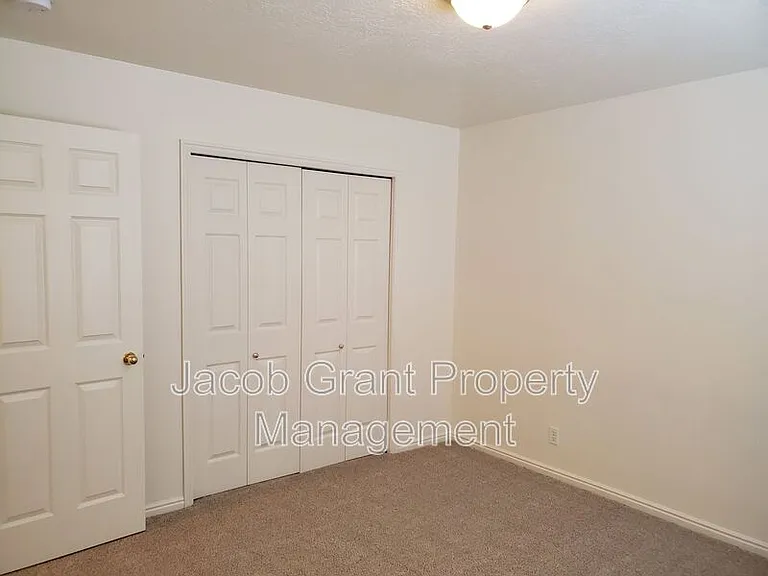 4946 Cole St #1 — Photo 4