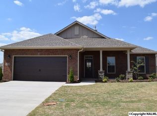 143 Carleigh Falls Dr, Meridianville, AL 35759