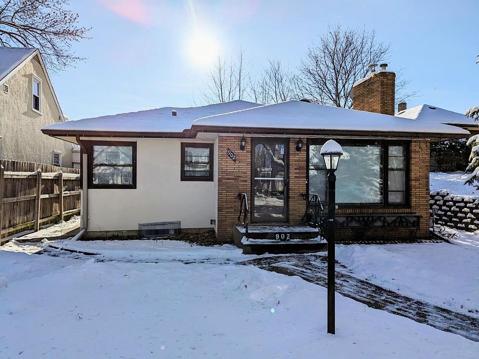 1st image of 902 Sherwood Ave