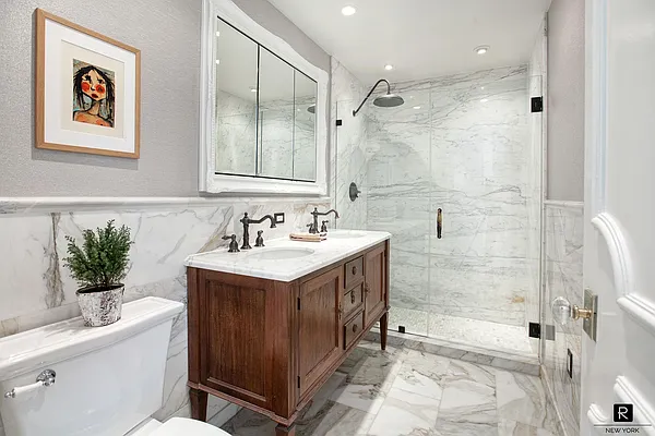 Rented by R New York | media 6