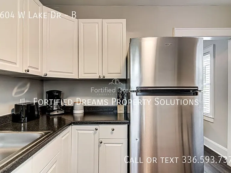 1604 W Lake Dr #B — Photo 13