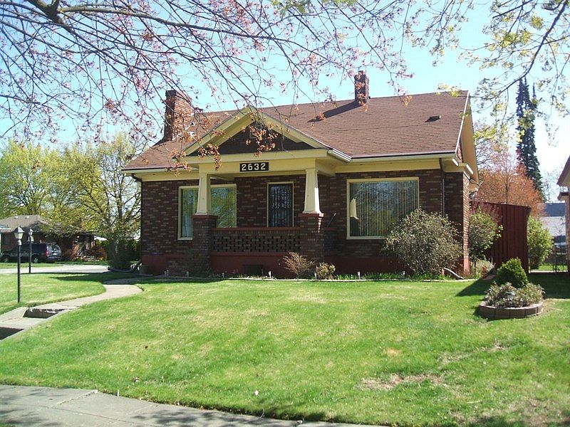 1st image of 2632 N Normandie St