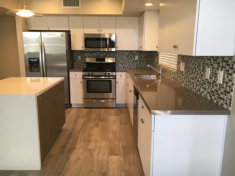 982 E Park Modern Dr — Photo 19