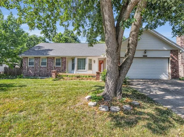 1912 E 152nd Ter, Olathe, KS 66062