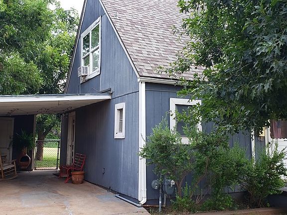 3rd image of 1408 Josephine St