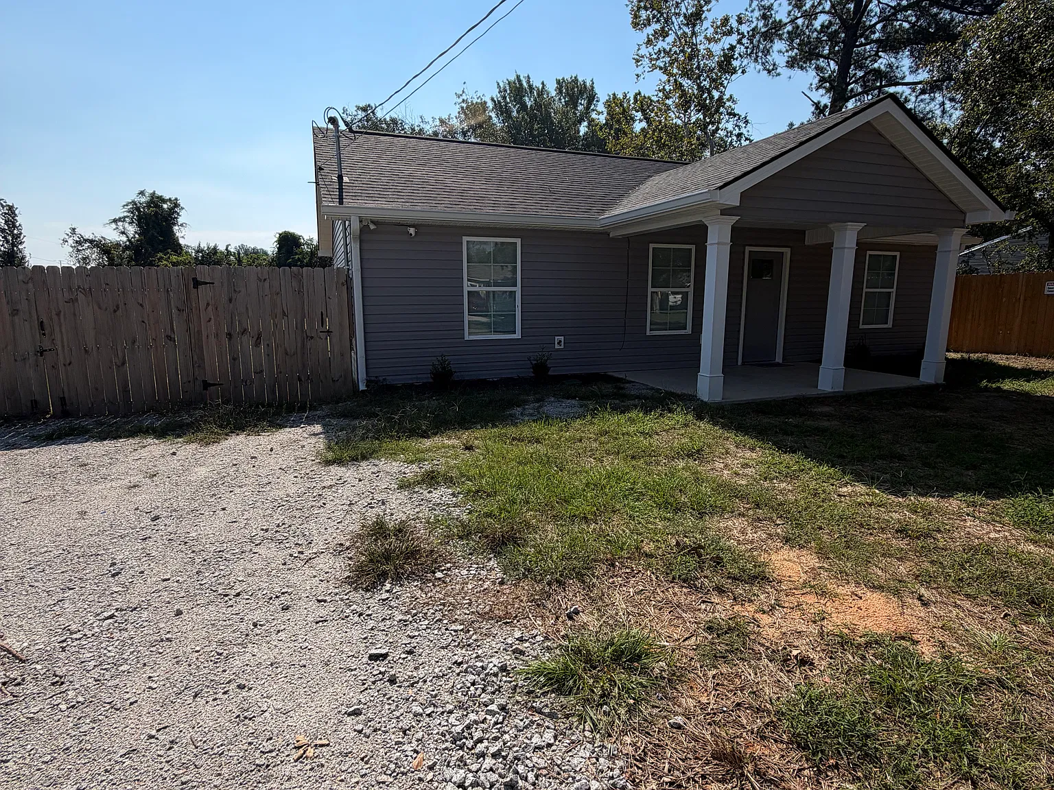 3 bed, 1278 sqft, $1,650 — Photo 3