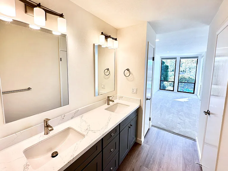 1170 Foster City Blvd #315 — Photo 16