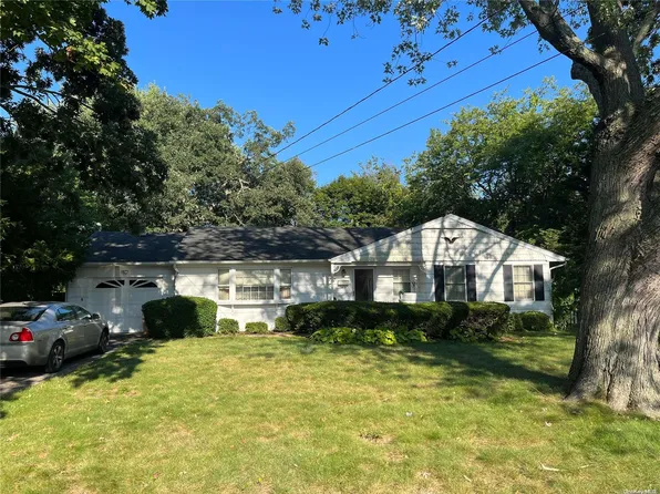 1415 Potter Boulevard, Bay Shore, NY 11706