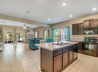 5361 Preston Bentley Dr, Jacksonville, FL 32218