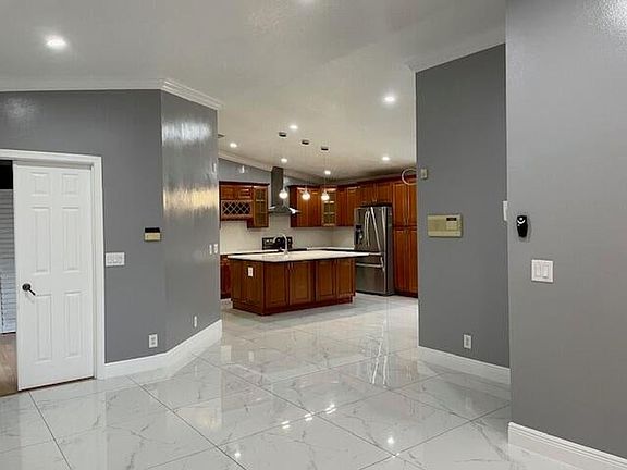 3rd image of 6352 NW 36th Ave