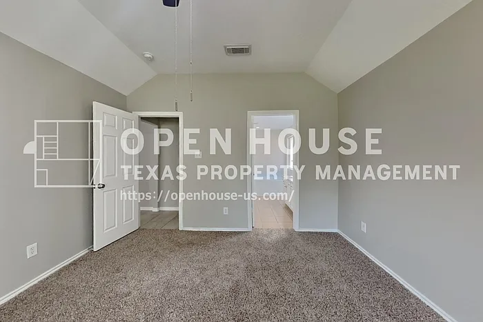 19731 Village Ridge Dr — Photo 9