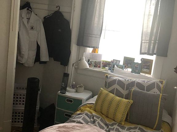 3rd image of 2331 E Park Pl #8309586