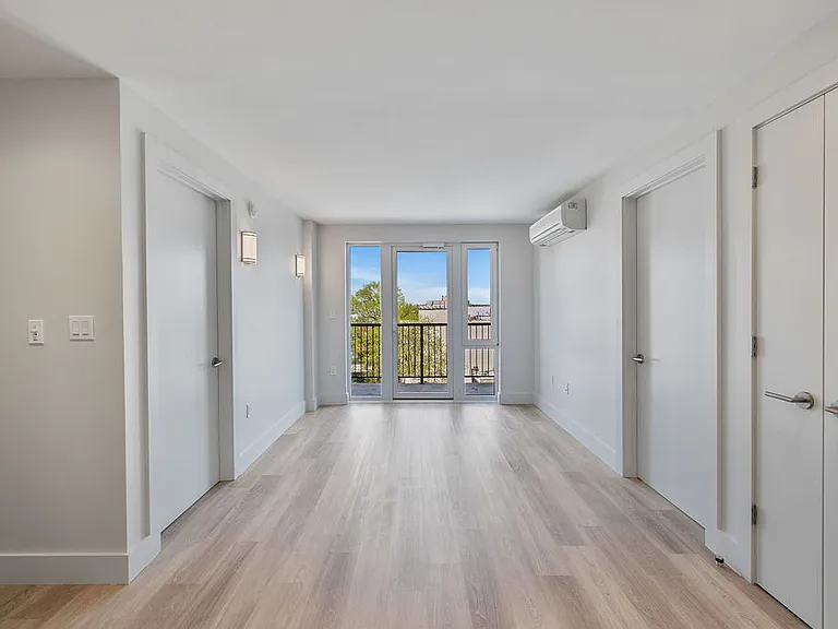 2605 Snyder Ave #3H — Photo 8