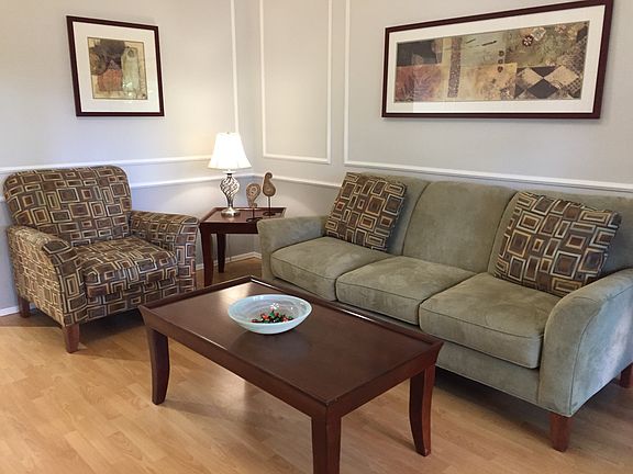 2nd image of 514 Coeur De Royale Dr APT 406