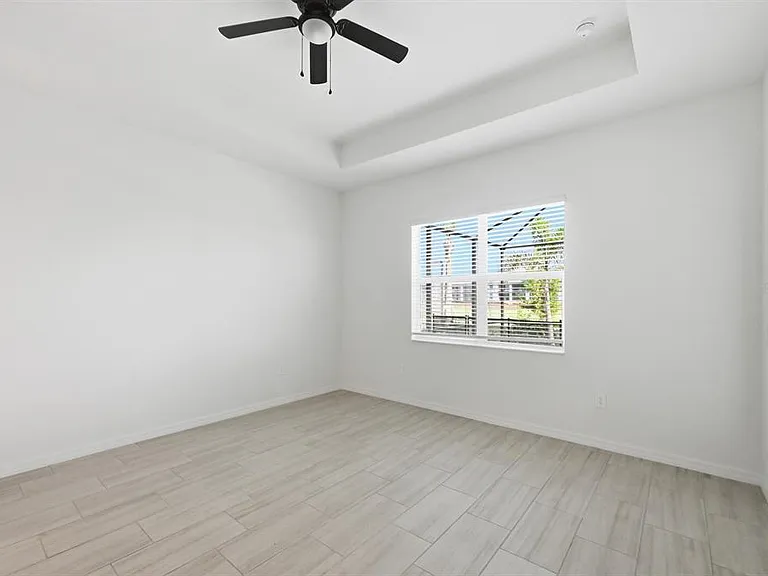 5543 Lightning Whelk Ln — Photo 11