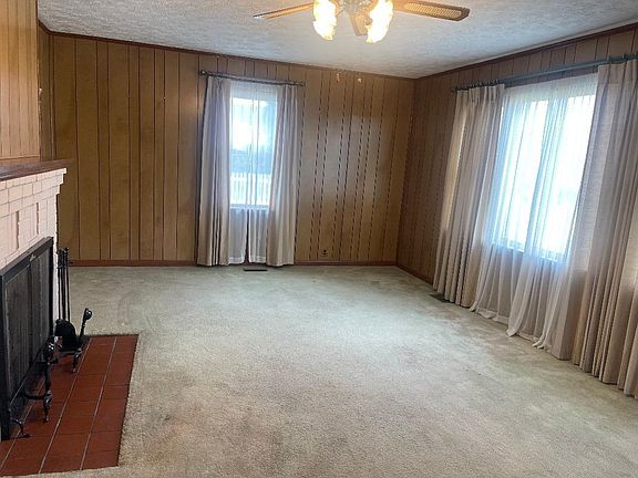 4th image of 86 Township Road 1227