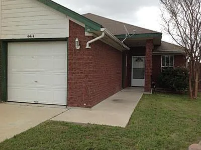 4414 Ronald Dr