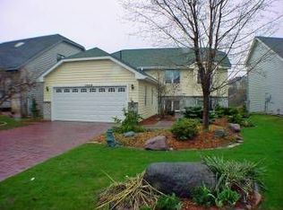 15894 Hyland Pointe Ct, Apple Valley, MN 55124
