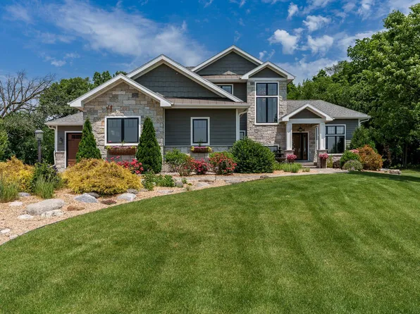 1102 Eldon Way, Edgerton, WI 53534