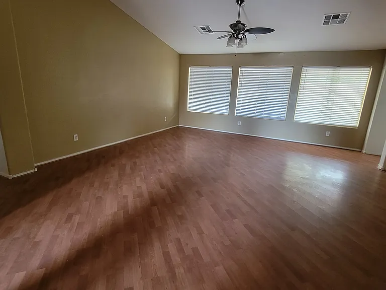 1483 E Douglas St — Photo 5