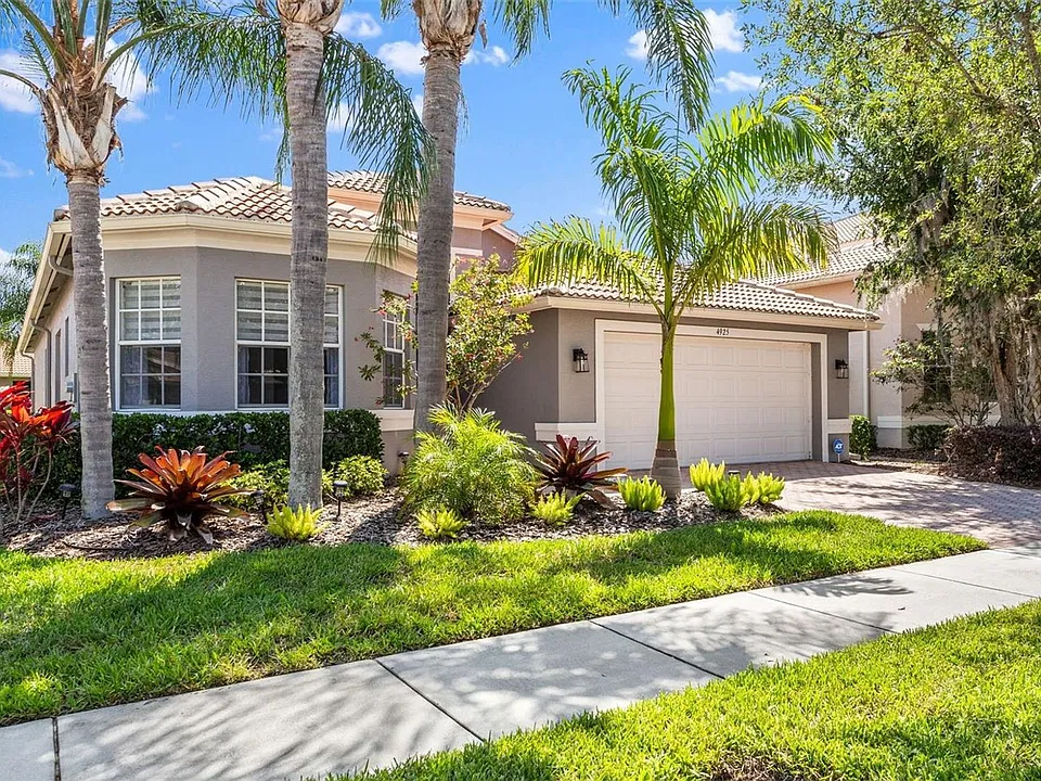 4925 Sandy Brook Cir