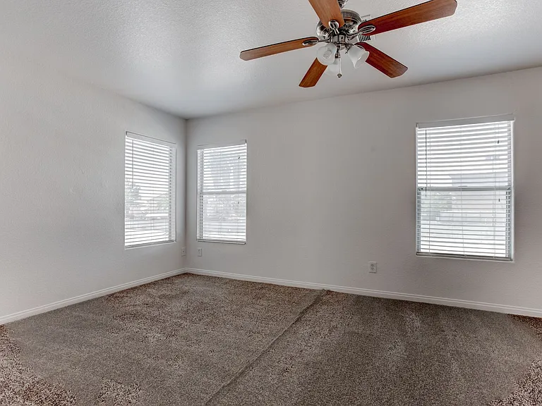 1195 Sweet Orange St — Photo 16