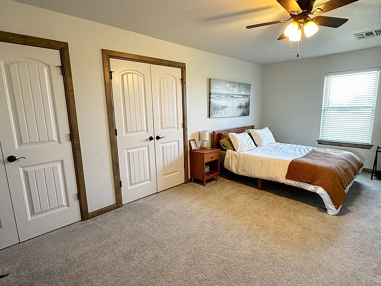 1035 Greenview Dr — Photo 22