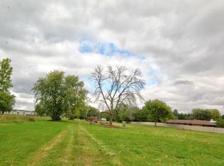 600 E Elm St, Watseka, IL 60970