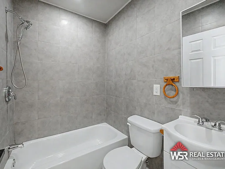 3625 Everest Ave #2 — Photo 6