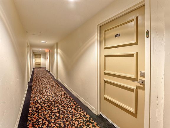 4th image of 6211 W Northwest Hwy APT 815G
