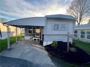 53 Xavier Rd, Clarence, NY 14031