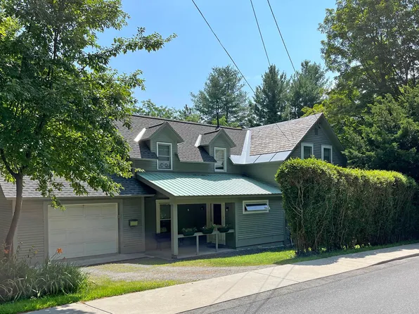 131 Fairview Street, Brattleboro, VT 05301