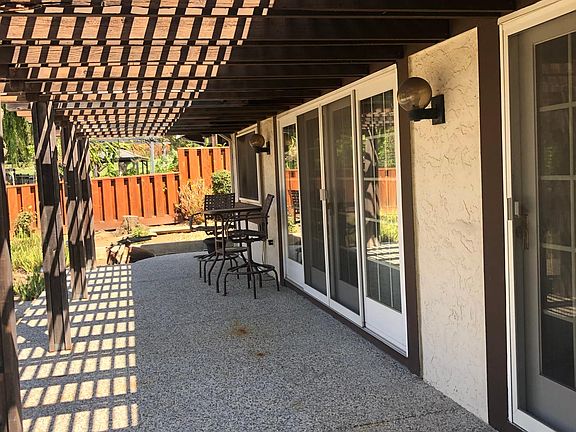 5th image of 8305 Chianti Ct