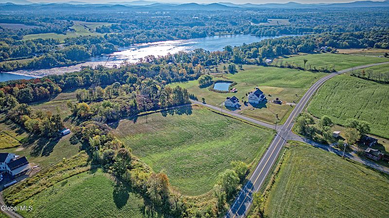 4th image of L41.1 West River Road
