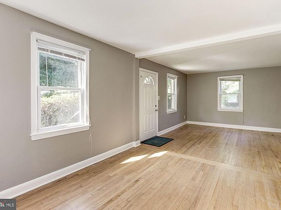 5th image of 705 Wade Ave
