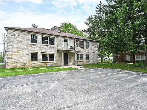 545 Elm Grove Rd #2 — Photo 13