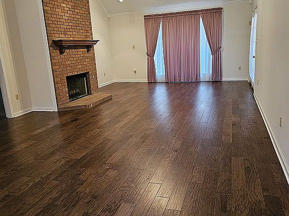 3rd image of 392 Fairway Oaks Dr