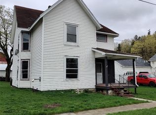 8 Depot St, Canaseraga, NY 14822