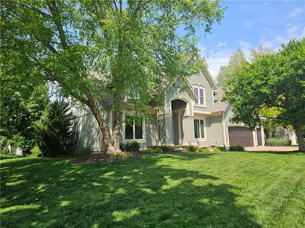 17504 W 84th St, Lenexa, KS 66219
