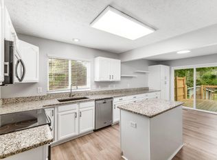 342 Shawnee Loop S, Pataskala, OH 43062