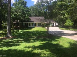1026 S River Dr, Arnaudville, LA 70512